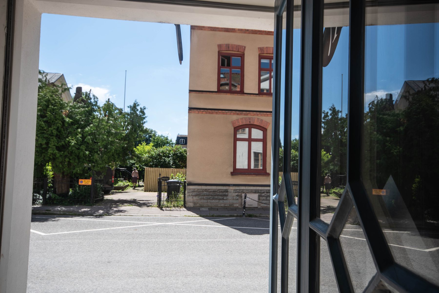 Utsikt över innergården från Pilgrimen